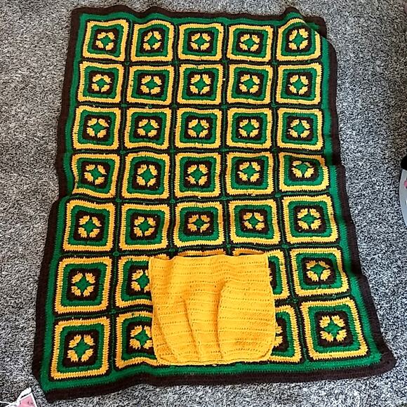 Granny square afghan blanket handmade with pocket green yellow brown - Picture 1 of 3